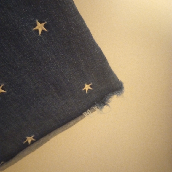 Judy Blue Women's Super Flare Star Embroidered Jeans - Picture 7 of 13